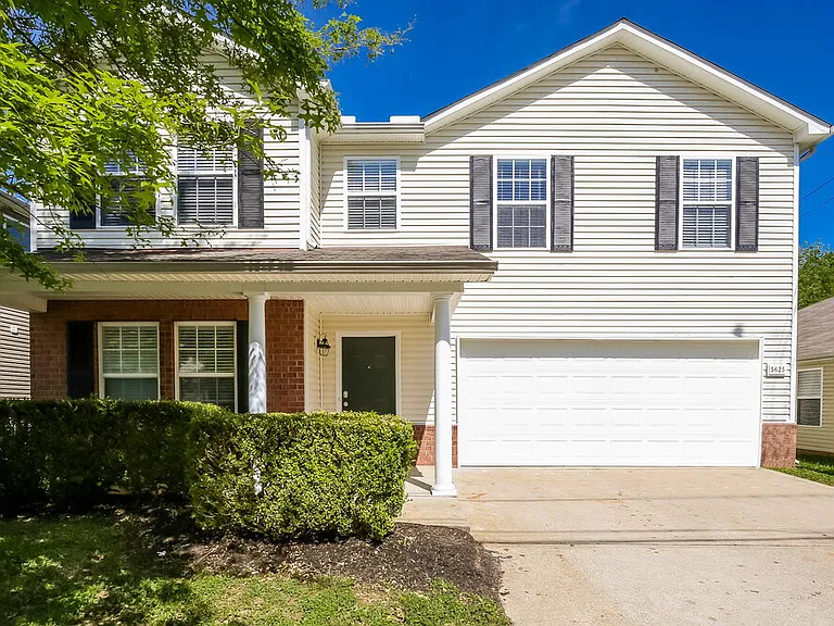 5625 Dory Dr — Photo 1