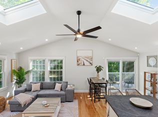 11 Galleon Dr, East Falmouth, MA 02536