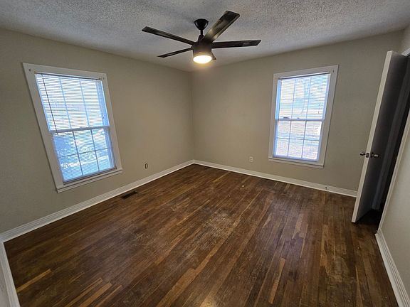 4th image of 1041 Ryland Pike NE