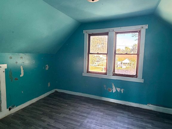 4th image of 5101 S 40th St