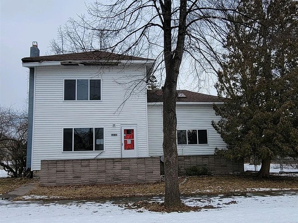 1st image of 301 E Lincoln St