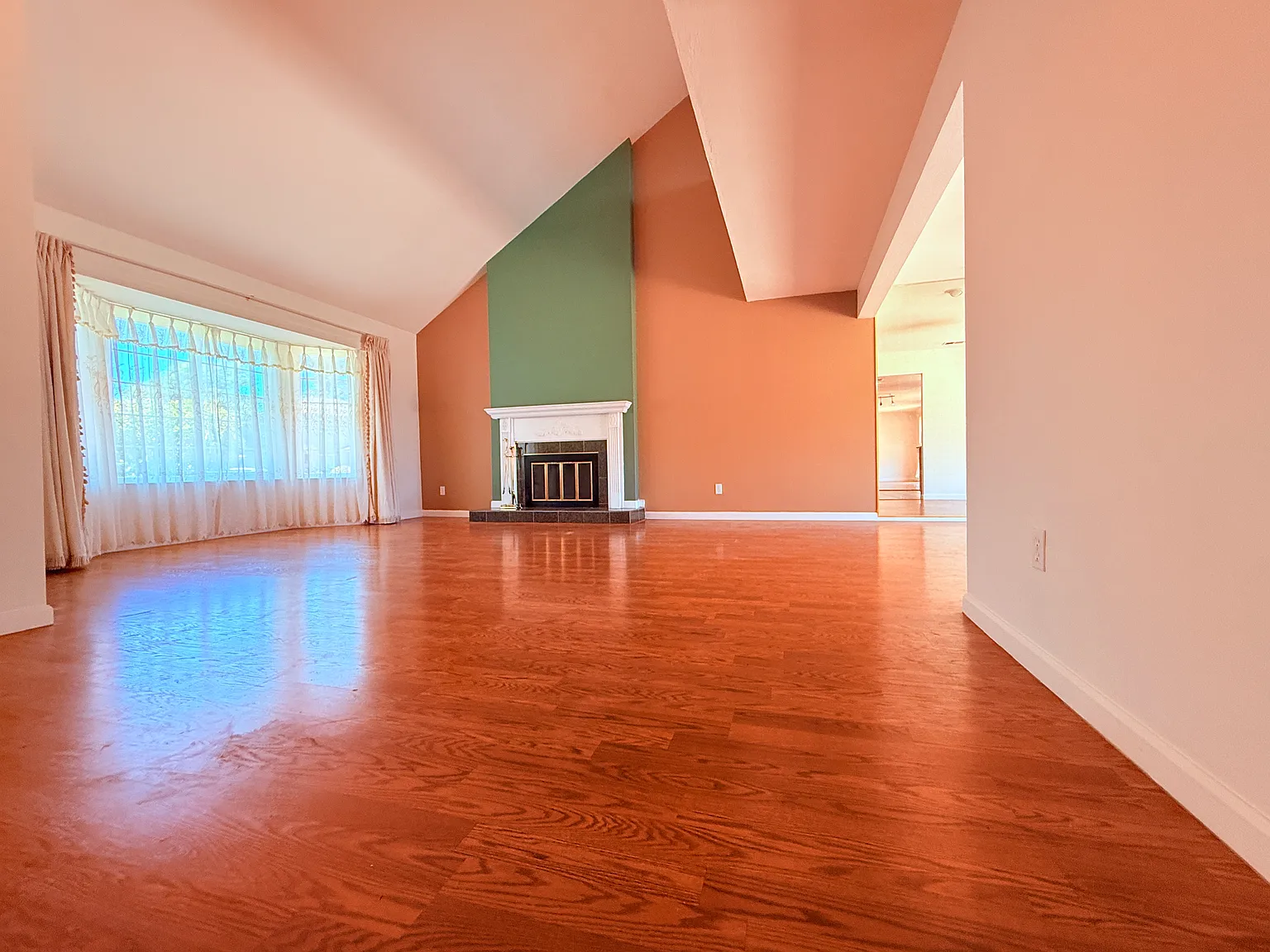 3309 Dunsmuir Ct — Photo 3