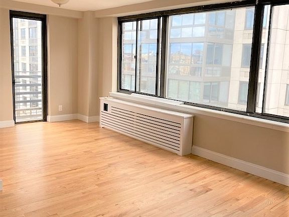 3rd image of 784 Columbus Ave APT 17P