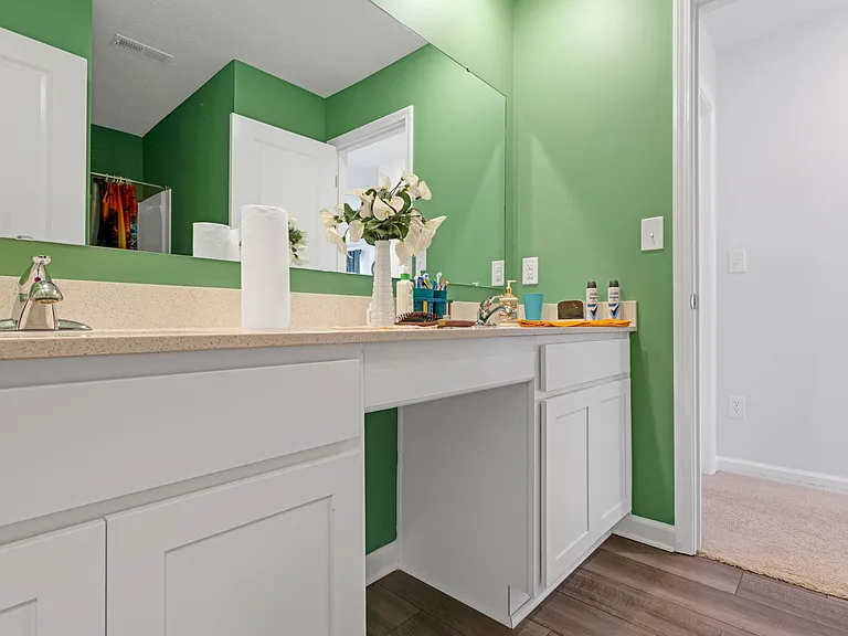 165 Cape May Dr — Photo 37