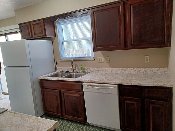 4th image of 14021 Dunbar Ct #14021