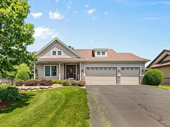 1607 140th Ave NE, Ham Lake, MN 55304
