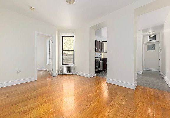 4th image of 339 E 12th St APT 27