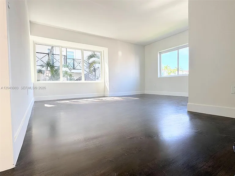 7325 Byron Ave #8 — Photo 9