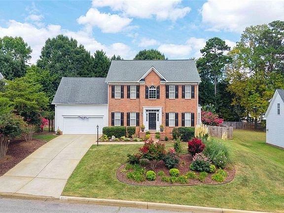 2nd image of 3625 Oak Chase Dr