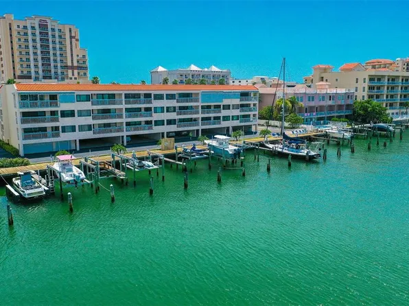 640 Bayway Blvd APT 304, Clearwater, FL 33767