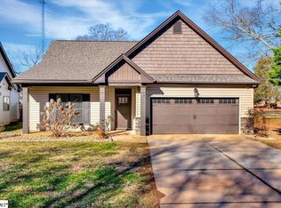 126 Bellview Cir, Pelzer, SC 29669