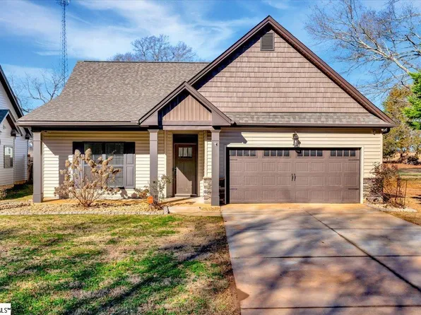 126 Bellview Cir, Pelzer, SC 29669