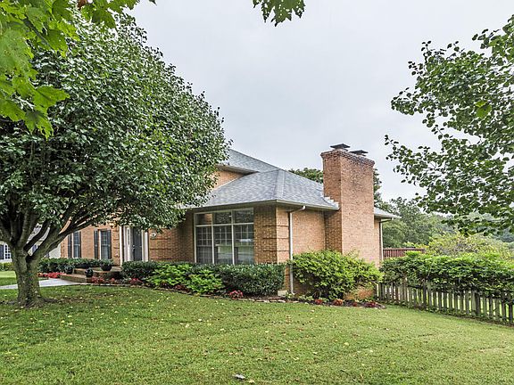 2nd image of 3780 Hirst Cir