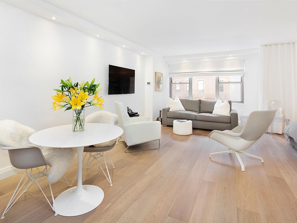 1st image of 15 W 72nd St APT 9G