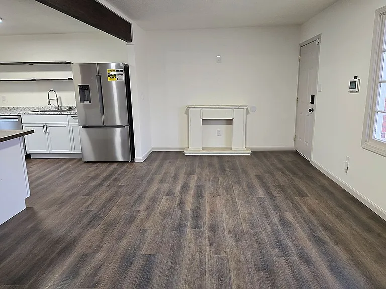 420 W Huntington Ave #A — Photo 13