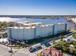 100 Silver Beach Ave APT 118, Daytona Beach, FL 32118