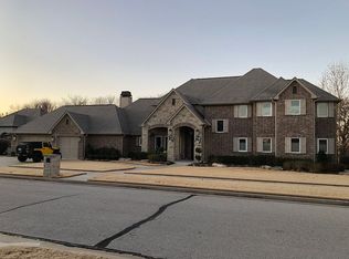 905 E Shreveport St, Broken Arrow, OK 74011