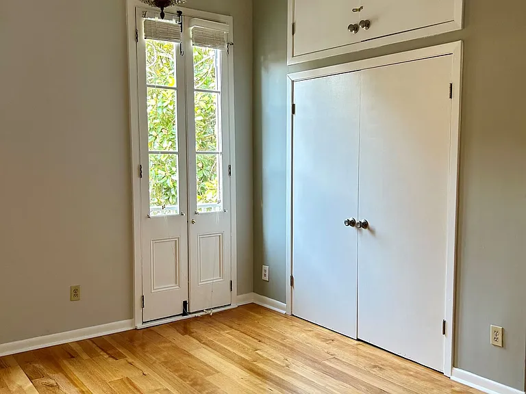 802 Spain St #3 — Photo 10