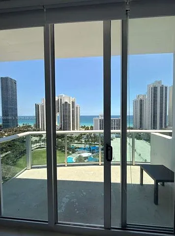 19370 Collins Ave #Penthouse 3 — Photo 8