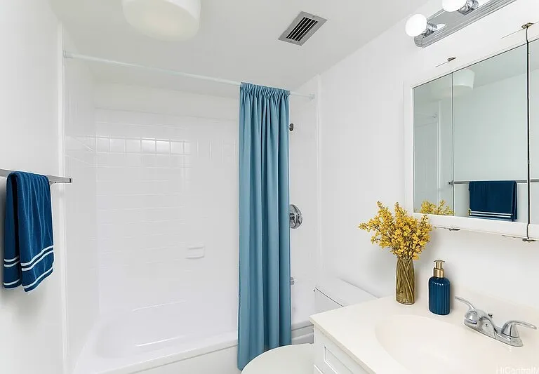 2499 Kapiolani Blvd #1004 — Photo 9