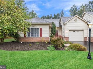 9 Conifer Ct, Princeton, NJ 08540