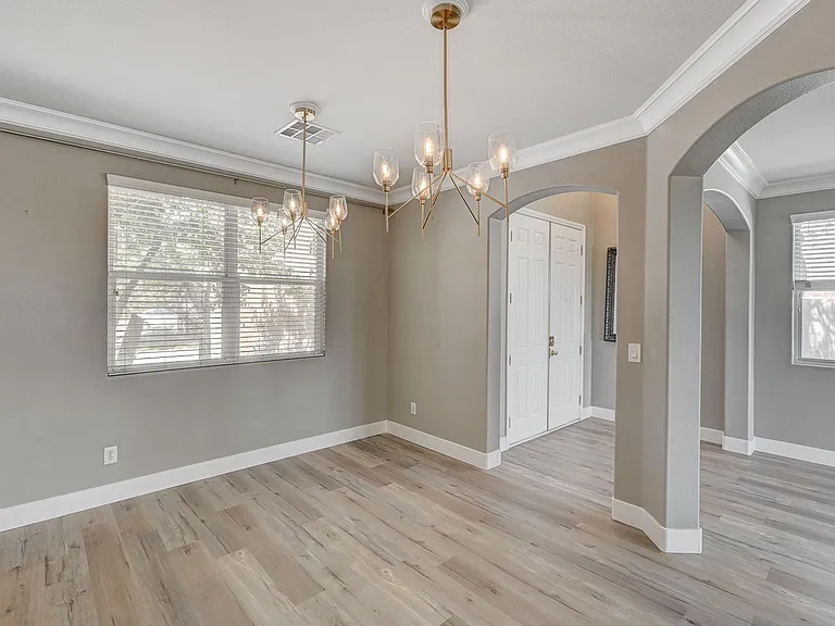 9610 Hawk Cliff Ave14_06012026