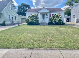 3601 Durham Rd, Royal Oak, MI 48073