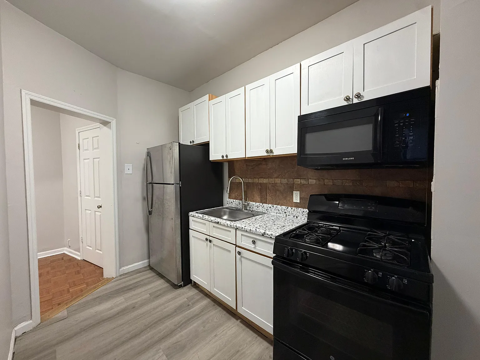 632 Bergen Avenue — Photo 2