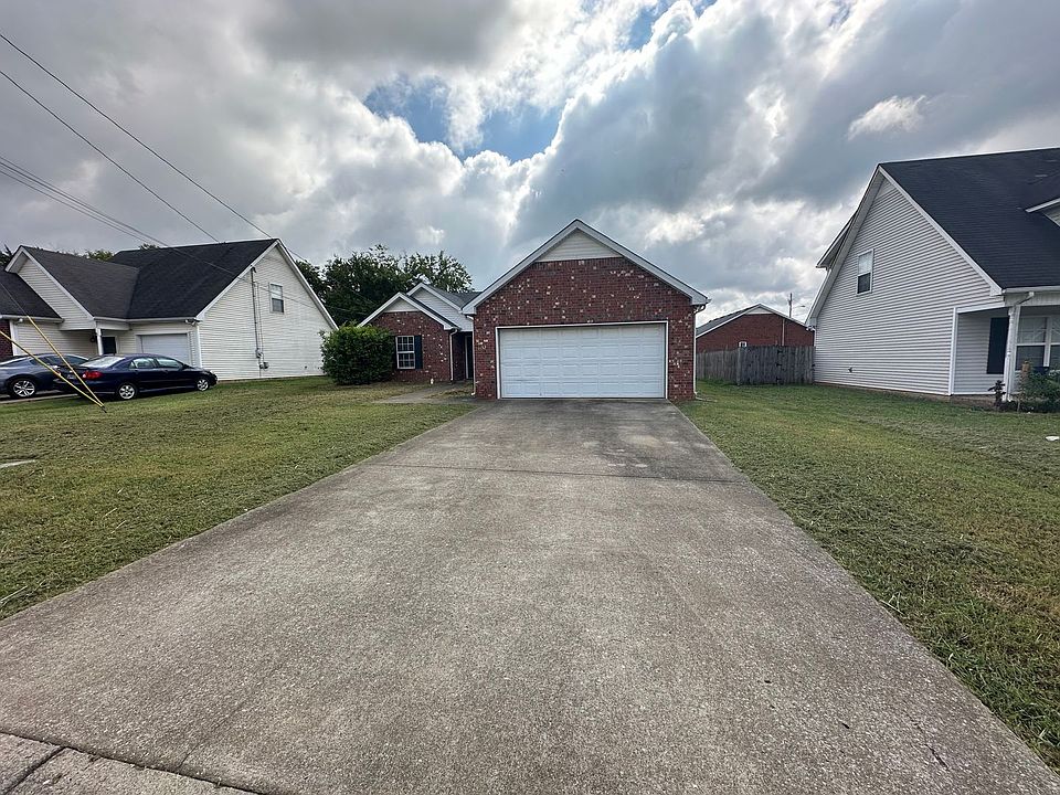 1st image of 1132 Eastwoods Dr