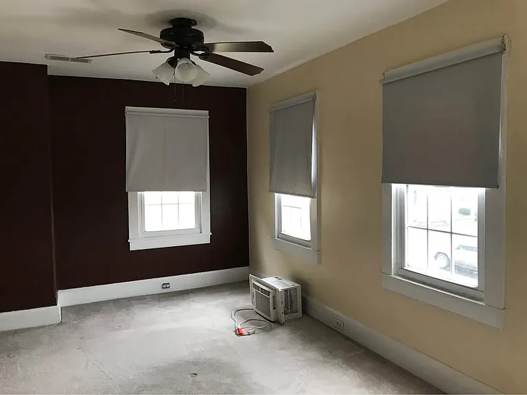 109 S Washington St — Photo 11