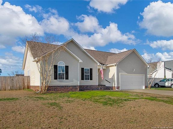 3rd image of 520 Cypress Dr