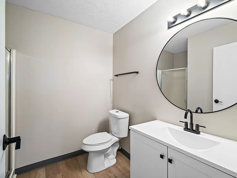 Cherry Tree Village Apartments — Photo 147