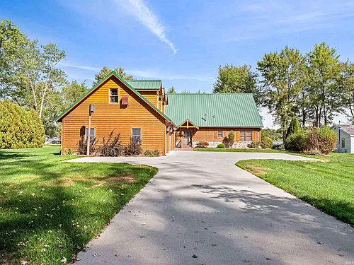 1905 S 750 E Photo 1