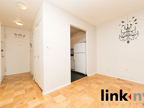 3rd image of 7 E 35th St APT 1C