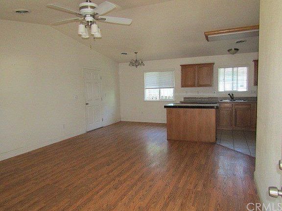 5th image of 3775 Howard Ave