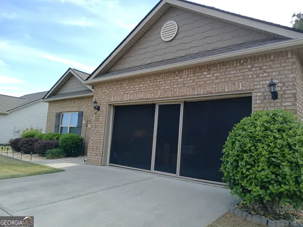 825 Hidden Hollow Cir, Commerce, GA 30529