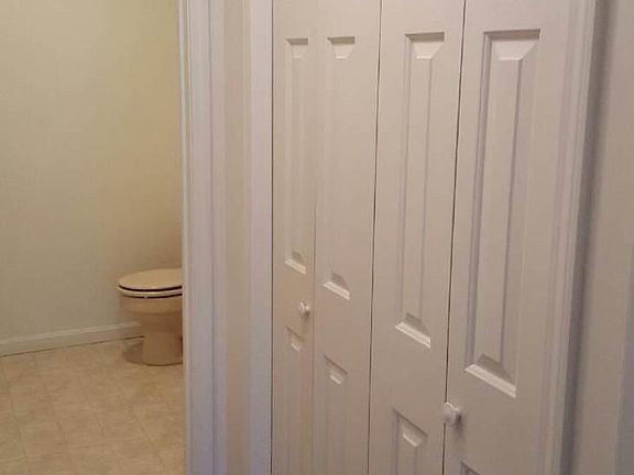 4th image of 28 James St Unit 14