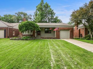 21184 Norwood Dr, Harper Woods, MI 48225