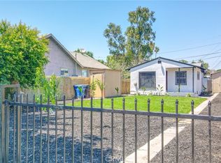 211 E 94th St, Los Angeles, CA 90003