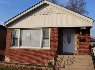 7 W 144th St, Riverdale, IL