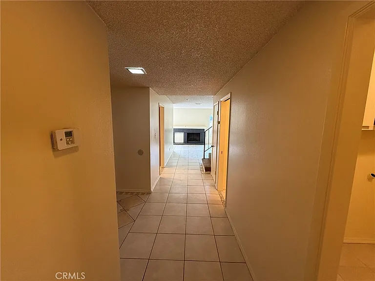 860 N Glassell St — Photo 10