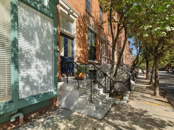 273 Monmouth Street image 1 of 19