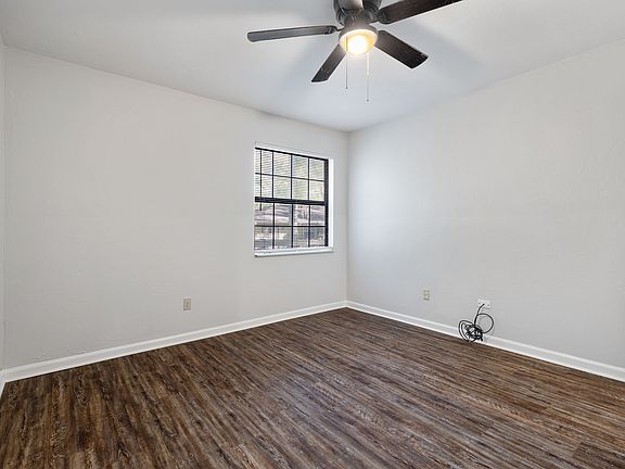 4th image of 1332 Cherry St #9
