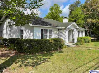 114 N Matthews Rd, Lake City, SC 29560