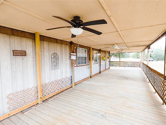 5th image of 301 Glennwood Cir