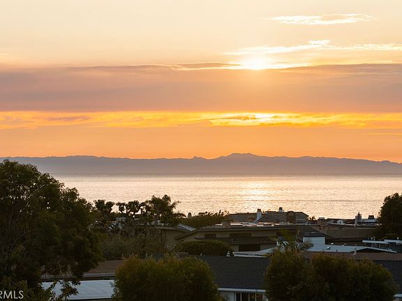 2nd image of 511 Seaward Rd