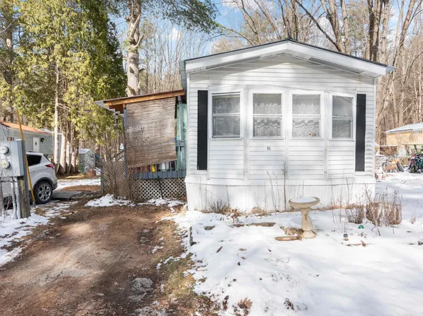 84 Lawnwood Drive, Milton, VT 05468