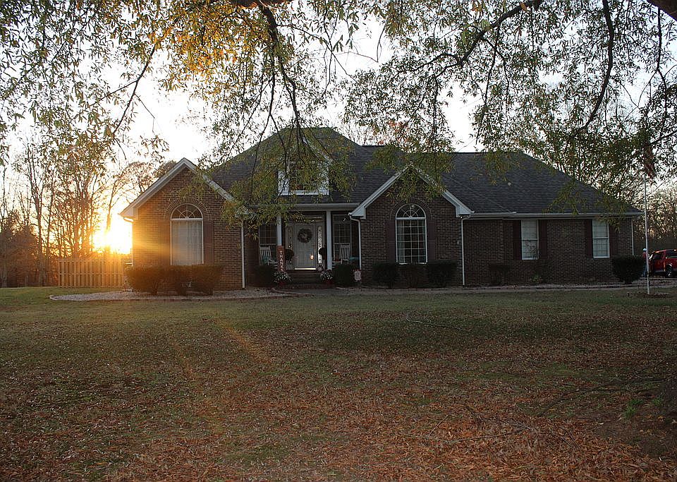 1st image of 119 Highland Heights Ave