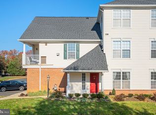 25300 Lake Mist Sq UNIT 205, South riding, VA 20152