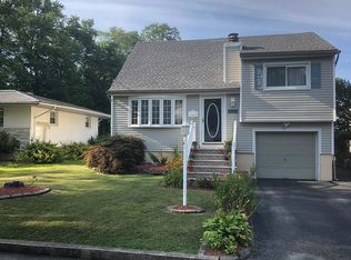 72 Lakeside Ave, Wanaque, NJ 07420